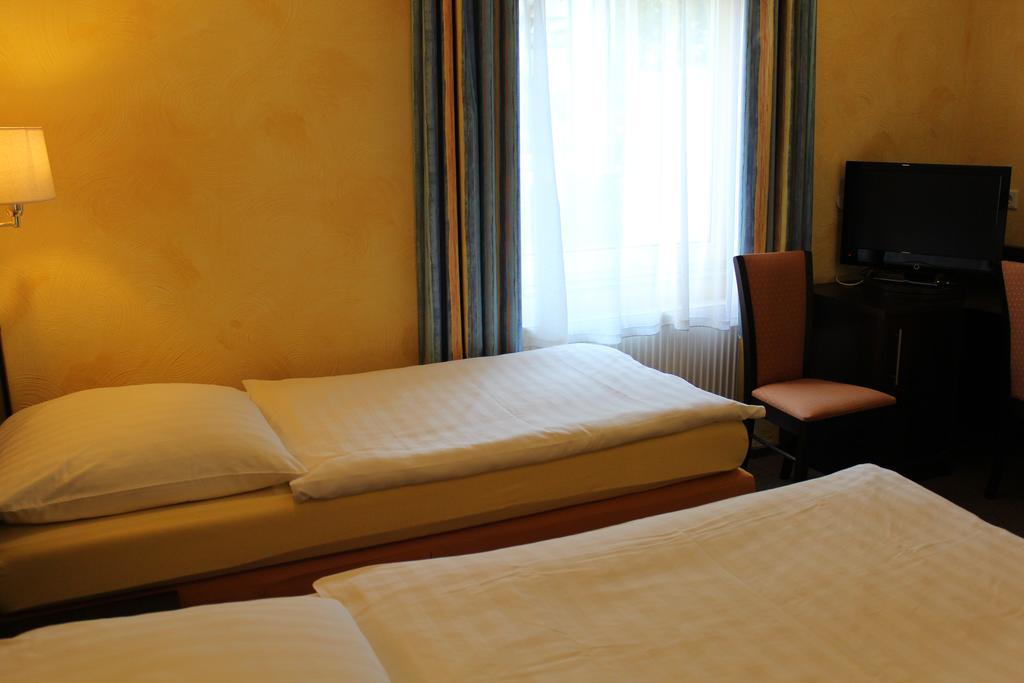 Hotel Rosenhof Düsseldorf Pokoj fotografie